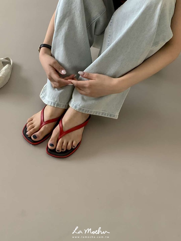 平底皮革夾腳拖鞋(正常版)